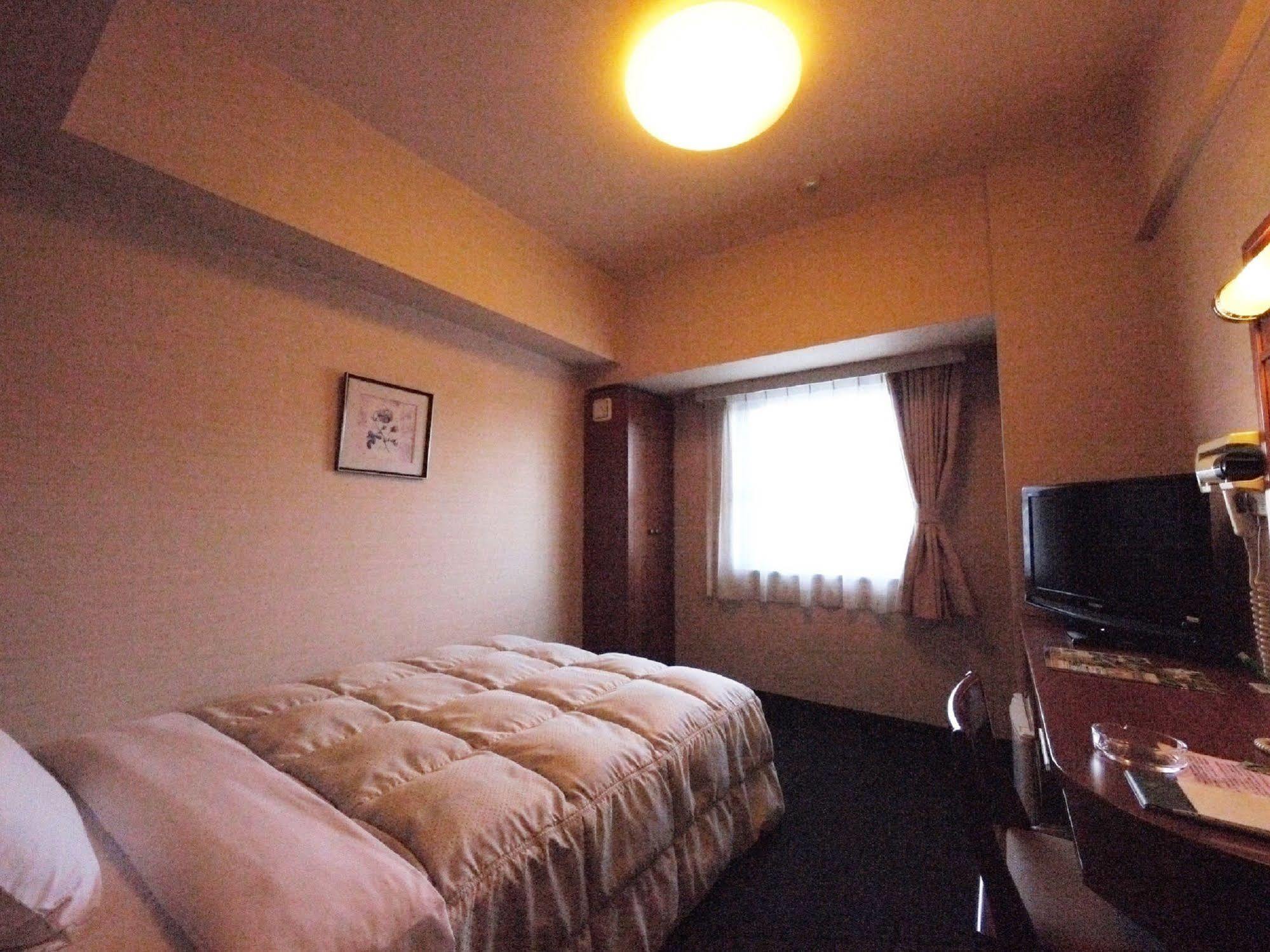 Hotel Route-Inn סוזוקה מראה חיצוני תמונה